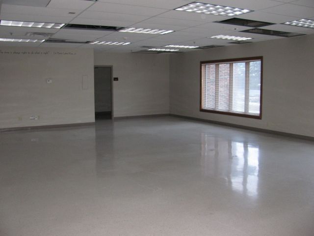 2205 Wabash Avenue, Springfield, IL 62704